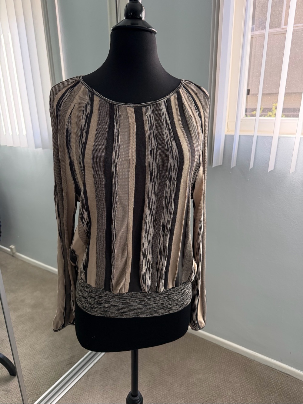 Jones New York Taupe and Black Vertical-Stripe Long-Sleeve Top
